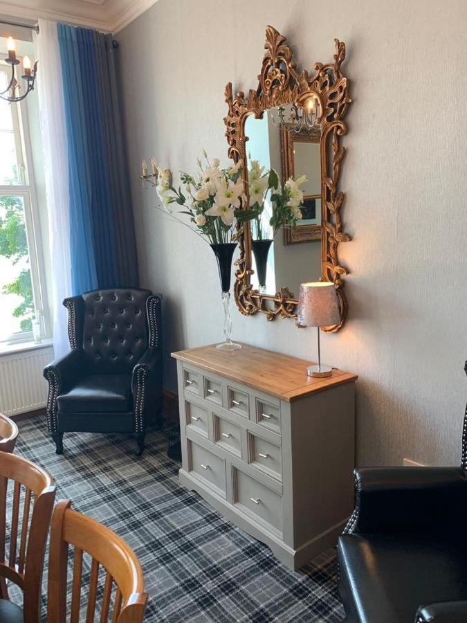 Chandlers Country House ロスシー エクステリア 写真